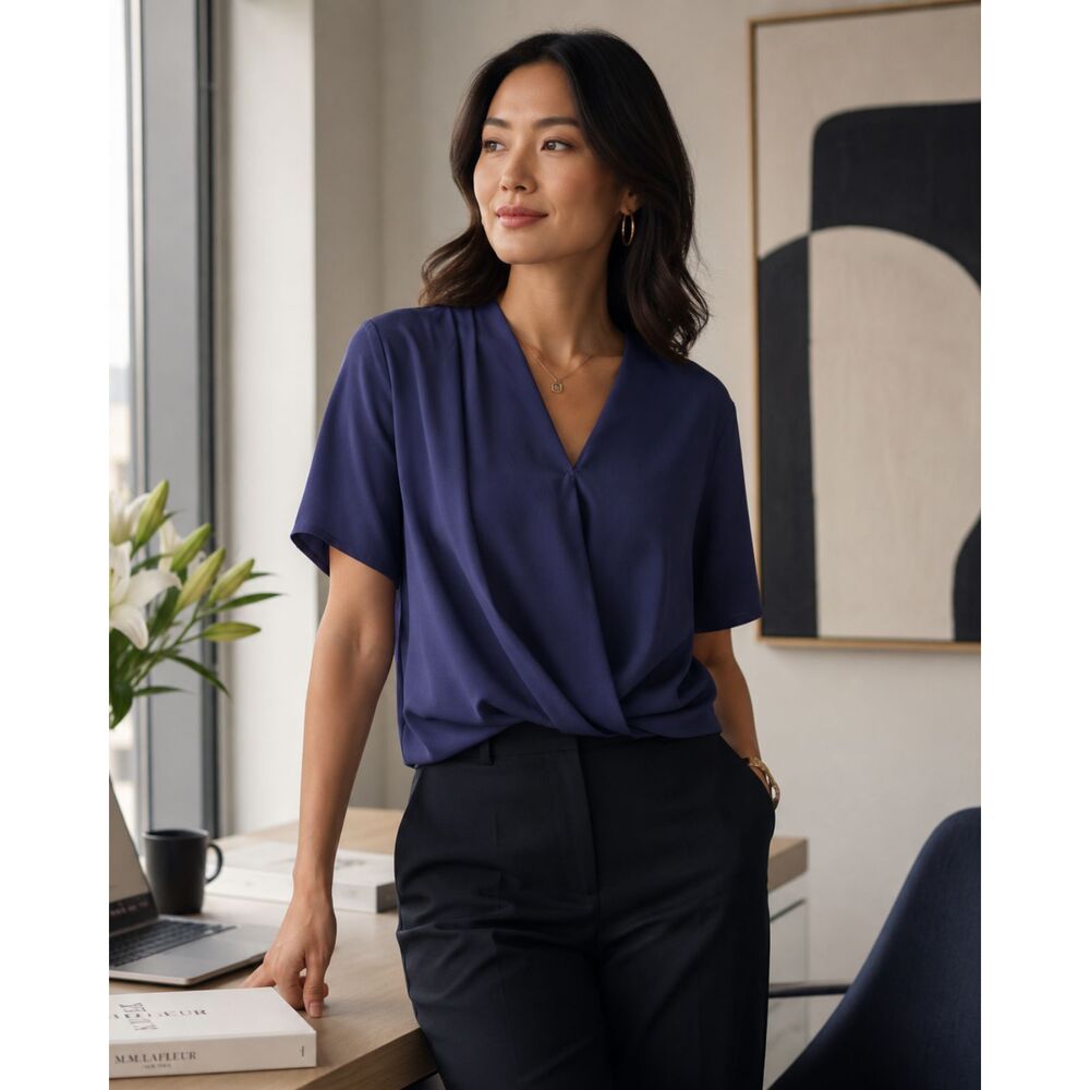 M.M. LAFLEUR New York Blue Blouse Shirt Top   Women's Size Medium
